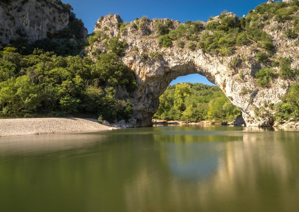 Du rêve Ô naturel - Chambre d'hôtes entre Ardèche et Gard Saint-Julien-de-Peyrolas Exterior foto
