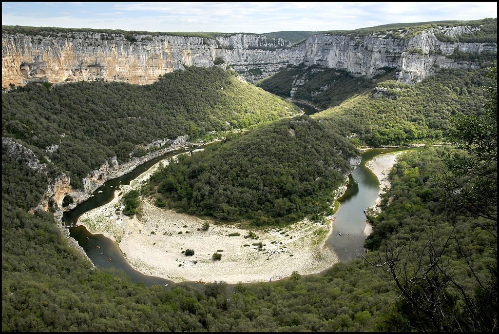 Du rêve Ô naturel - Chambre d'hôtes entre Ardèche et Gard Saint-Julien-de-Peyrolas Exterior foto